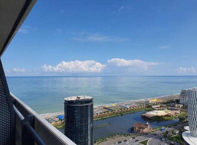 Orbi Hotel 바투미 외부 사진
